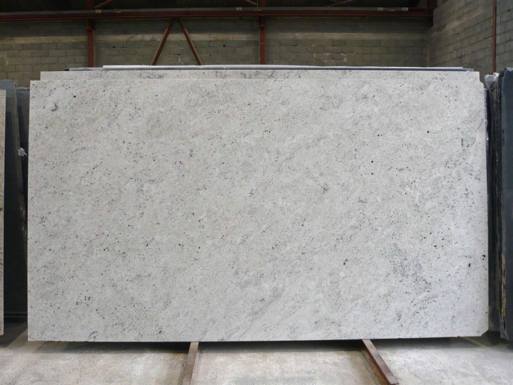 Colonial White 2cm 2412-953