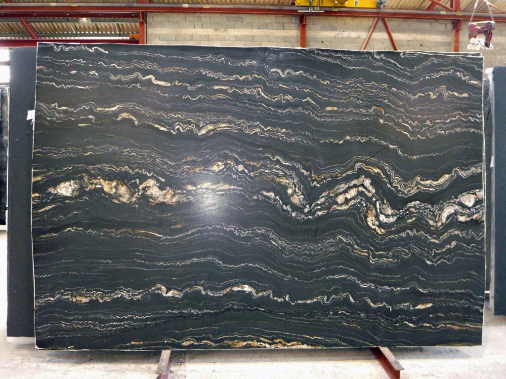 Quartzite Portoro 2407-139 T39 3cm cuir flash