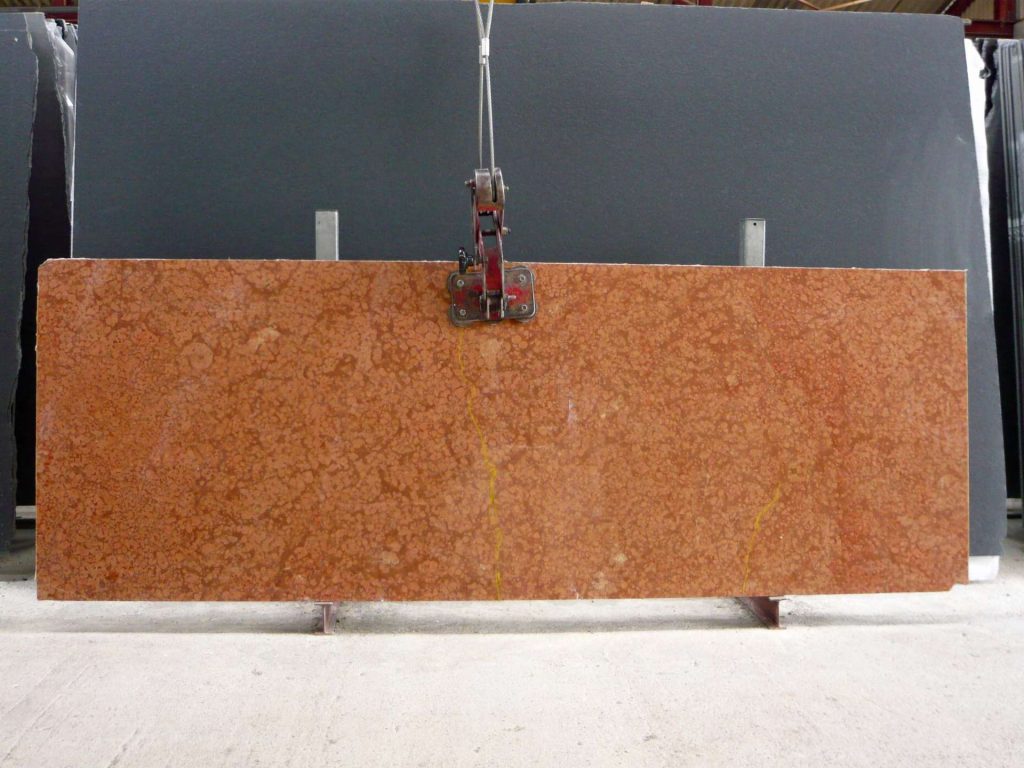 Rouge de Verone 2cm poli - 2404